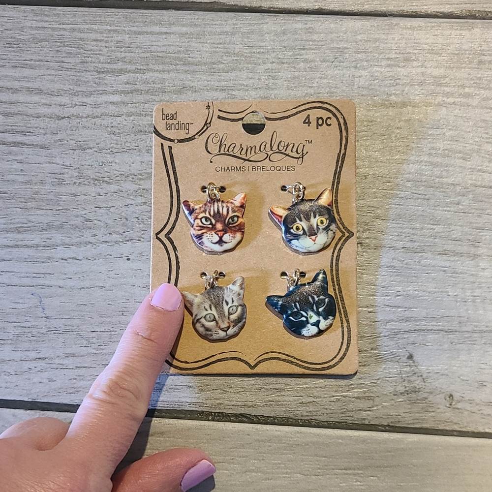 💐Bead Landing cat Charms🧁🍋🌷🎀🦄🪻🍍🍓🦉🐧💘 - Picture 2 of 2